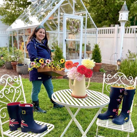 Cross Country Parkside 8X10 Glass Greenhouse