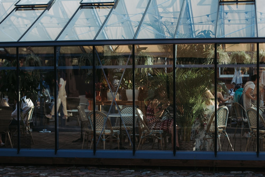 Sustainable Dining: Integrating Greenhouses into Restaurants for Fresh, Local, and Seasonal Ingredients