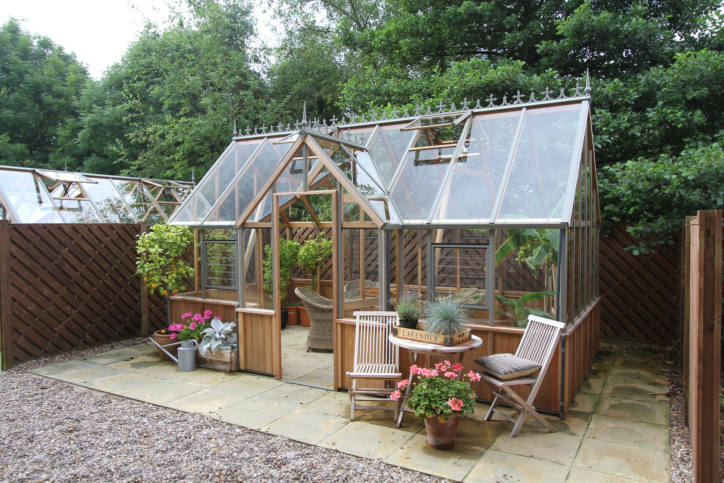 Alton Cambridge T-Shaped Cedar Orangerie