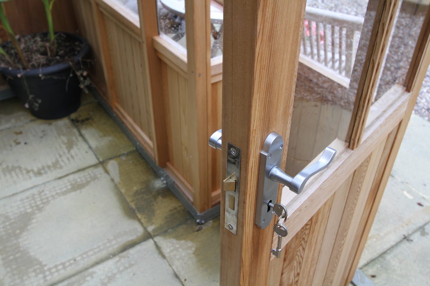 Alton Cambridge T-Shaped Cedar Orangerie