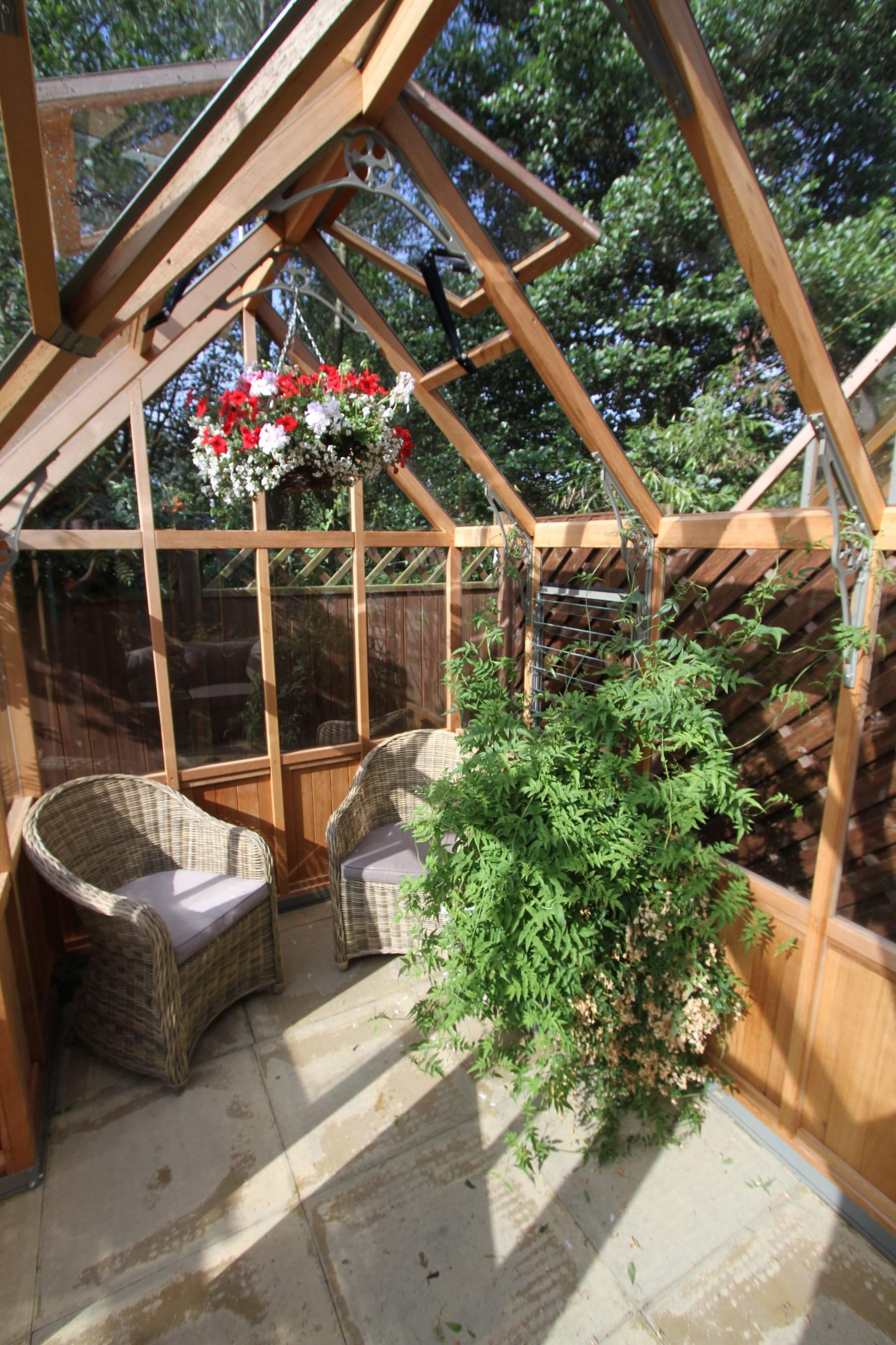 Alton Durham T-Shaped Cedar Orangerie