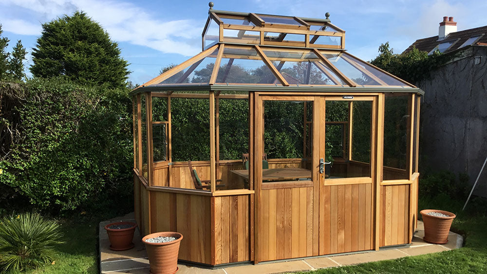 Alton Evolution Octogonal Greenhouse
