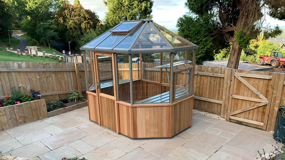 Alton Evolution Octogonal Greenhouse