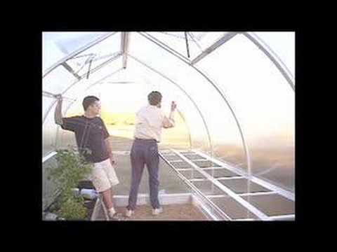 Riga greenhouse shelf assembly