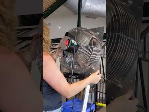 How to install the exhaust fan in a Janssens greenhouse