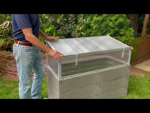 Juwel timber raised bed with cold frame assembly